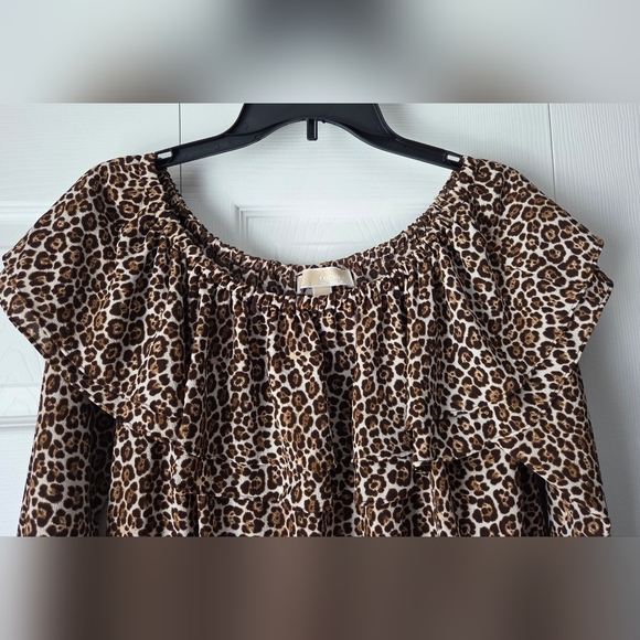 MICHAEL Michael Kors Animal Print Ruffle Off-Shoulder Blouse - Picture 3 of 10